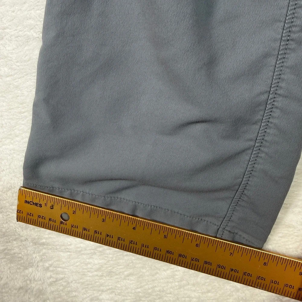Under Armour Men's Gray Flat Front Straight Leg Chino‎ Golf Pants Size 36x32